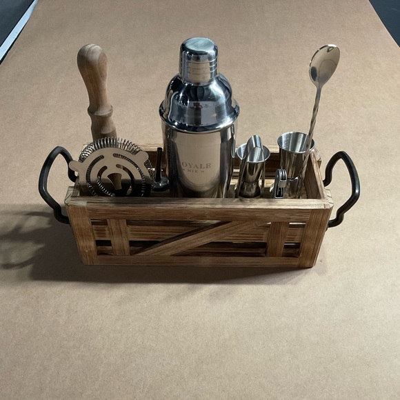 Royal Barware Set - Picture 1 of 2